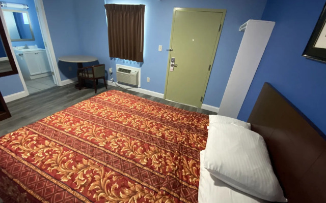 Red Carpet Inn and Suites