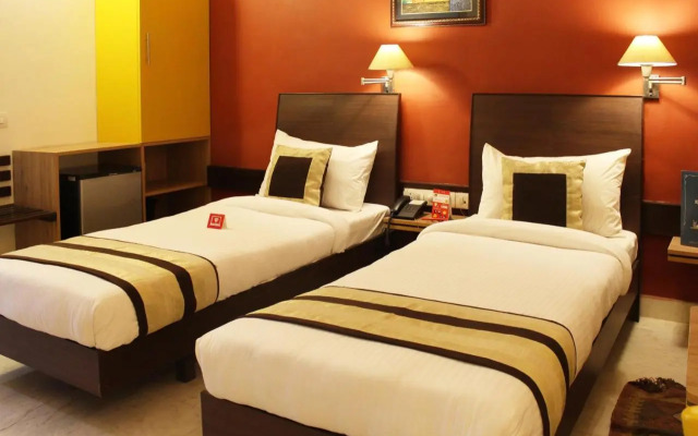 Capital O 2457 Hotel Green Lotus