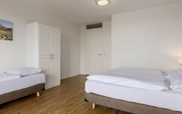 Modern Apartment 500 m From the Centre of Scheveningen