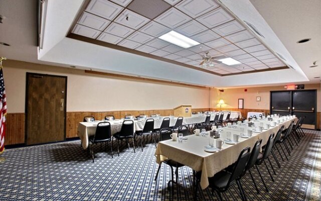 Quality Inn Thief River Falls