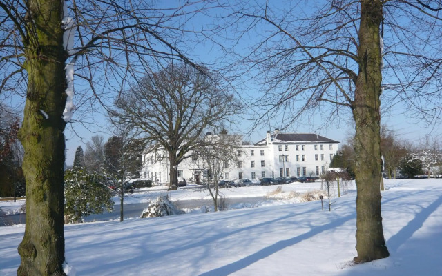 West Lodge Park Hotel