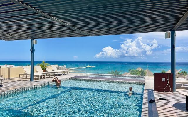 Centric condo by Casago