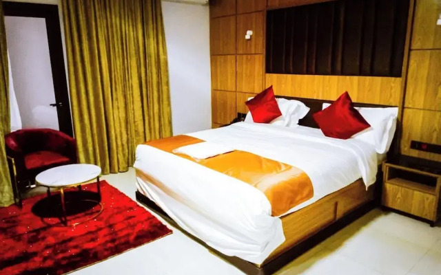 West-Swiss Hotel