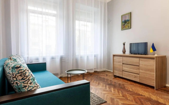 Апартаменти на вулиці Вірменській 35 біля Дзиги.