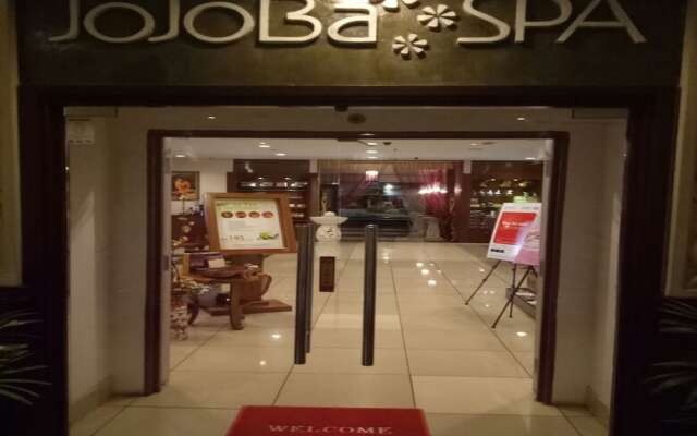 Real Point Suites at Times Square