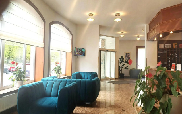 Hotel Avion