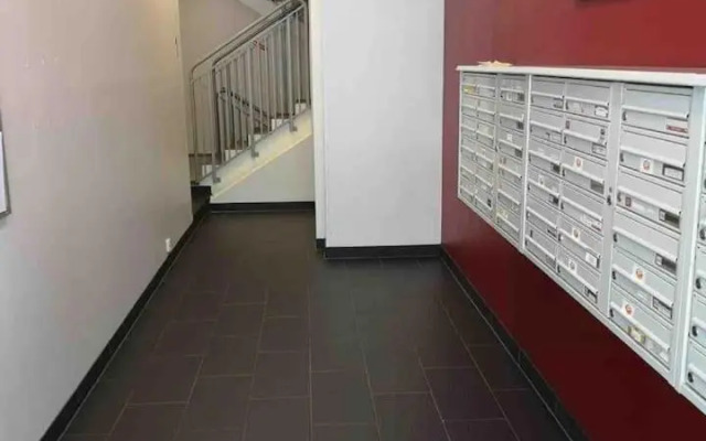 City Center Oslo Black And White Apartment