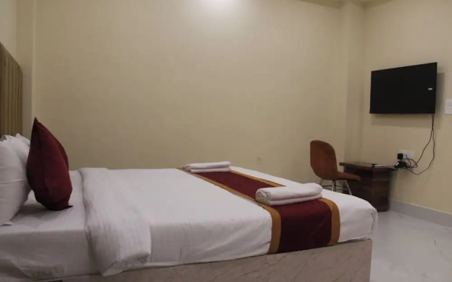 Puri Hotel Manjulata Residency