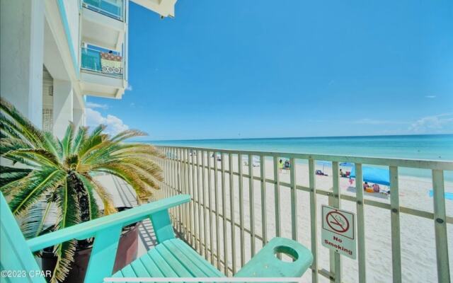 Studios at Fontainebleau Terrace