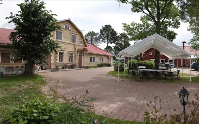 Anttilan Tila - Kartano Hostel