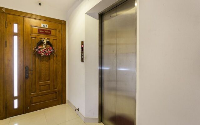 Oyo 207 Bino Apartment