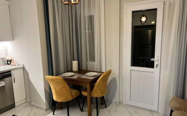 Apartment With Balcony in Seferihisar
