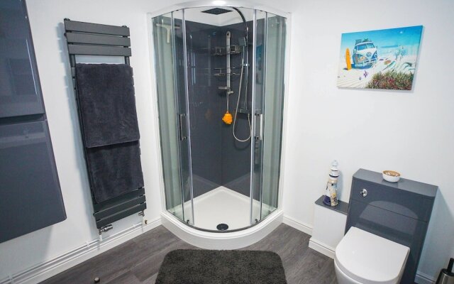 Garden-view Holiday Home in Plymouth With Sauna