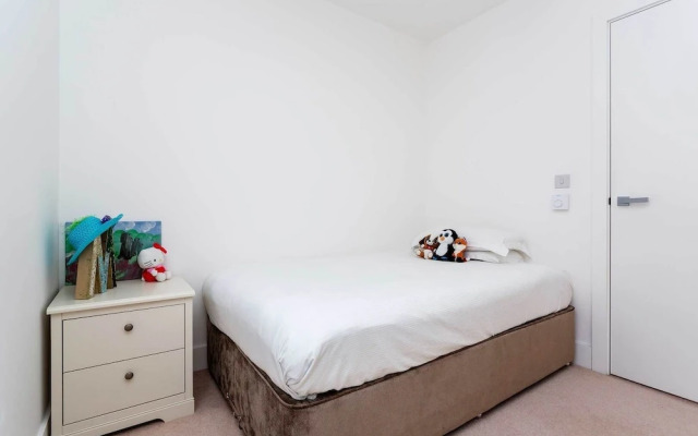 Fulham Riverside Retreat