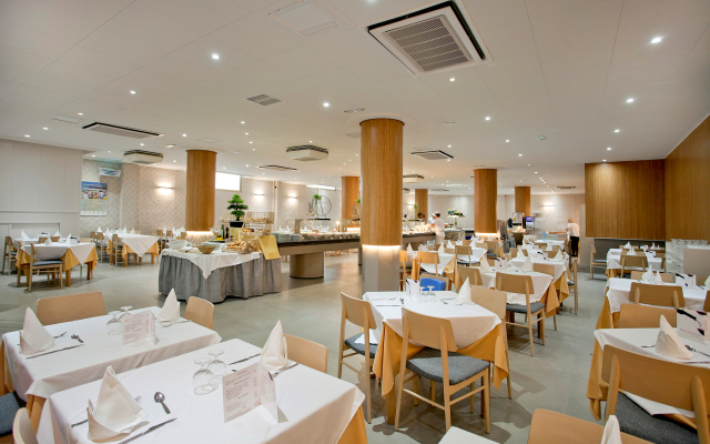 Hotel Port Eugeni