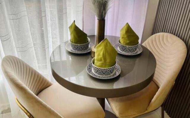 Luxury Apt. Rooftop Social Area