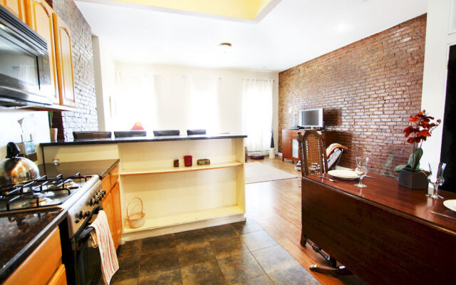 Luxury Suites Lenox Ave