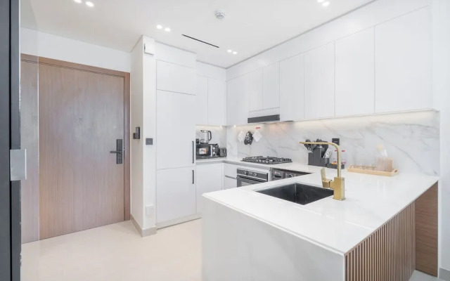 Czechin - Modern 1BHK Binghatti Amber