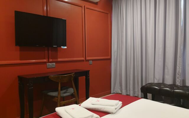 Bloommaze Boutique Hotel