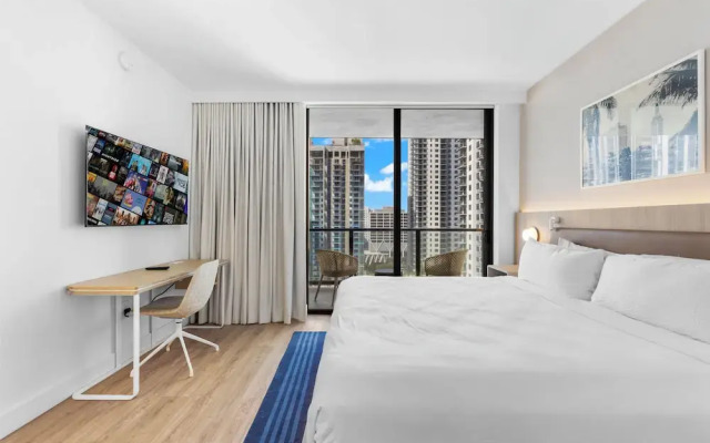 Miami Luxury 2BR with Panoramic Views