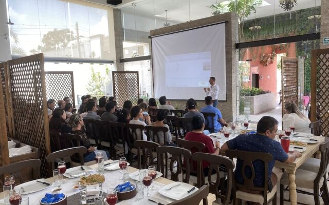 Royal Aqua Luxury Hotel & Spa