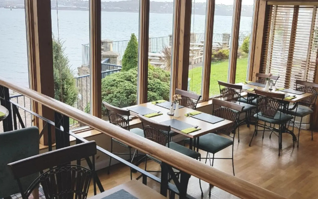 Ferry House Inn