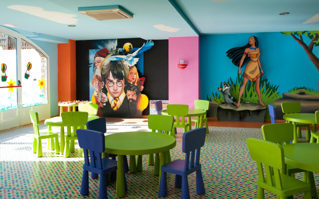 Elba Sara Beach & Golf Resort