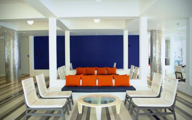 Trinco Blu by Cinnamon