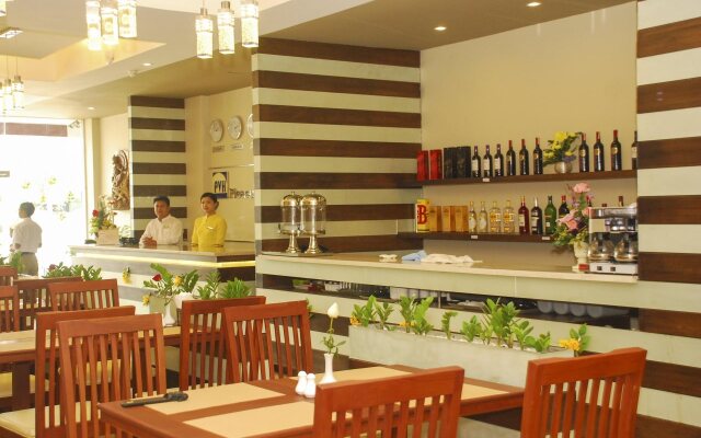 Pleasure View Hotel