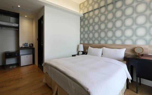 KUN Hotel Feng Chai