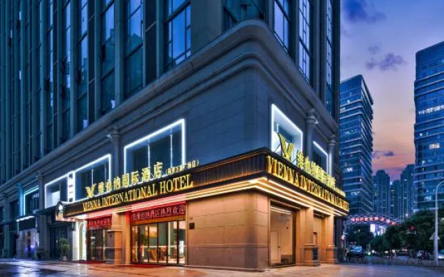 Vienna International Hotel (Fuqing Qingchang Wanda Plaza)