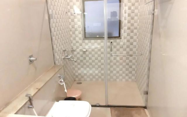 Hotel Adarsha Palace