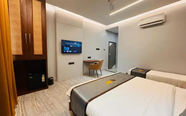 Hotel Mumbai House - Pithampur
