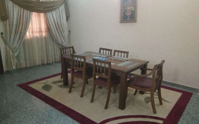 Asaa Pyramid Hotel