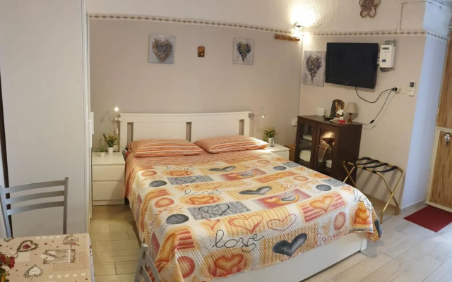 Giovanni s little house