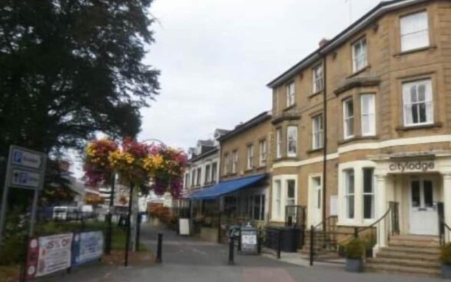 Terrace Lodge