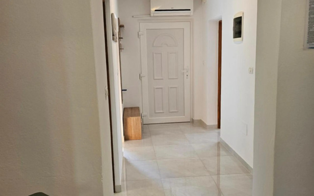 Apartment Loborika D&J