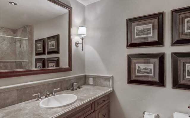 Vail Arrabelle 2 Bedroom Residence