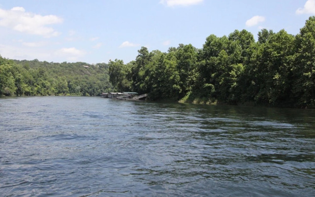 Happy Trails 2 Bedroom Condo by RedAwning