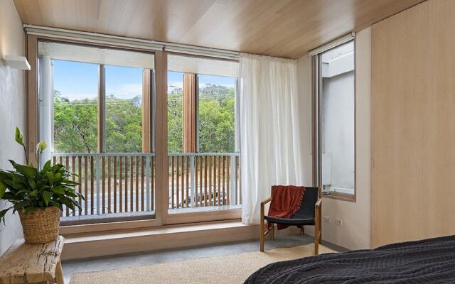 Your Luxury Escape - Driftwood Two