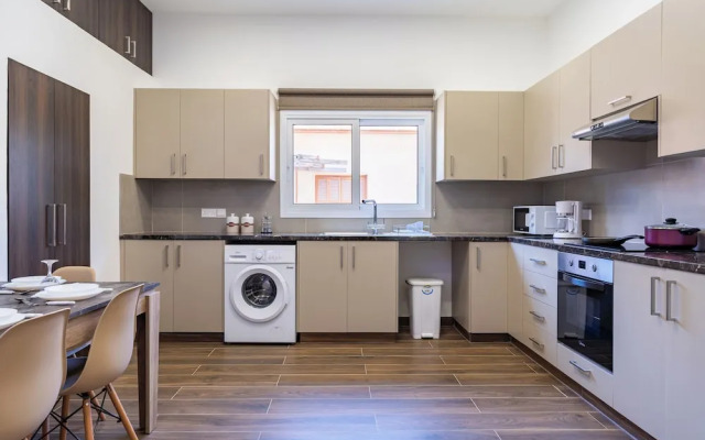 Aura 2-Bedroom Apartment in Larnaca