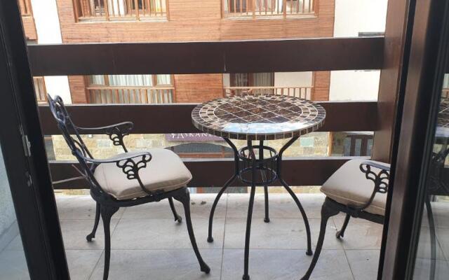 New Gudauri Suites