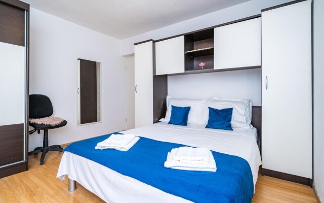 Nice Apartment in Dubrovnik With Wifi and 2 Bedrooms