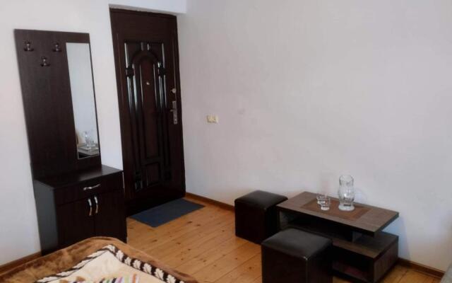 Spardishi Guesthouse