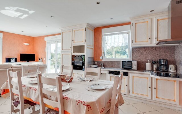 Beautiful, Modern Chalet Near to La Bresse