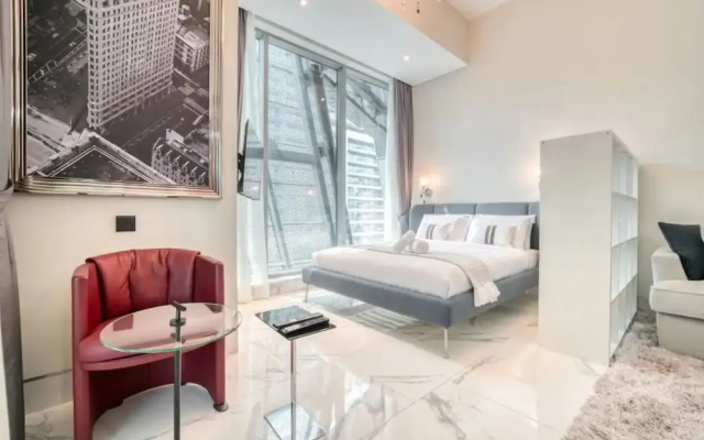Stunning J-One Tower Studio