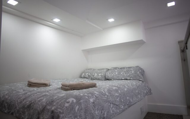 Reading Town Centre- Studio Apartment