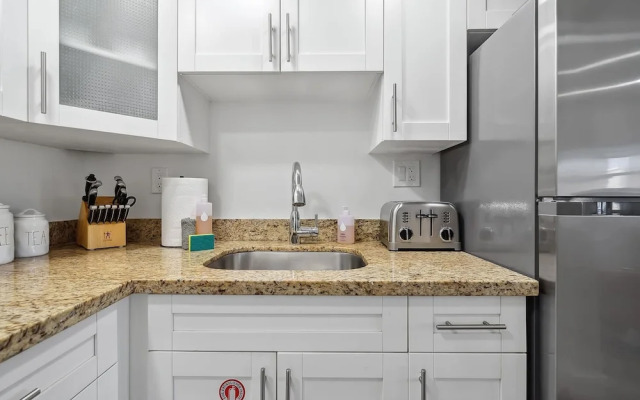 Casa Roselle 1 in Hollywood