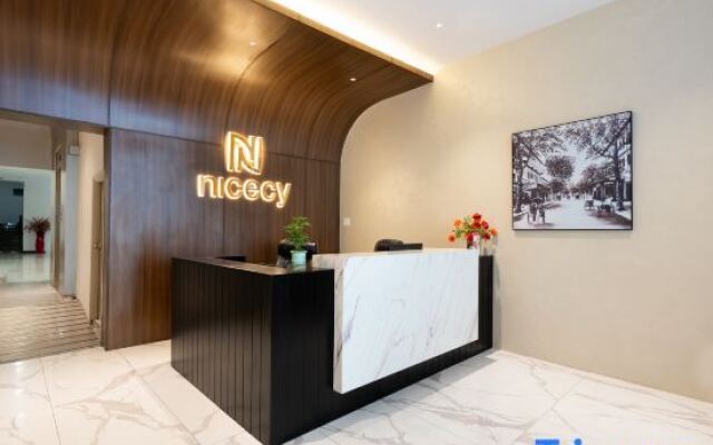 Nicecy Hotel - 218 Le Thanh Ton Street
