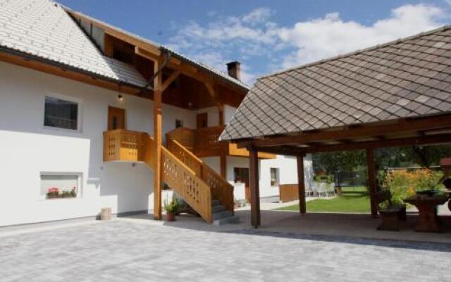 Apartments & Chalets Markez - Bohinj